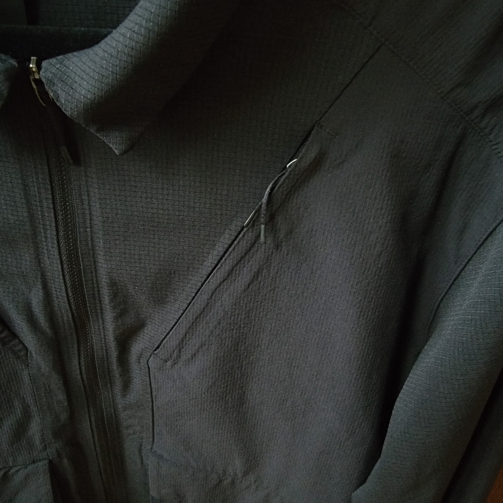 Lululemon Lab Diffract Cargo Jacket - Picture 7 of 11